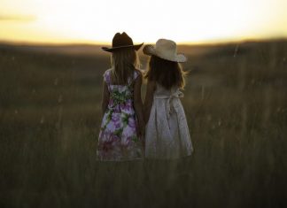 ¿Qué deben hacer los matrimonios jóvenes para acercar a sus hijos a Dios?