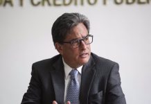 Renuncia el Ministro Alberto Carrasquilla