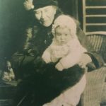 Alice Liddell con su nieta Mary Jean St Clair. Gentileza Vanesssa Tait