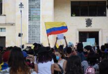 FOTOS: Manifestación de los estudiantes en la Plaza de Bolívar